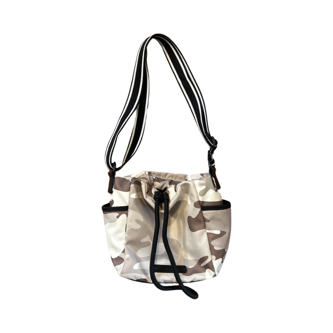 2000’s camo Tommy Hilfigure bag